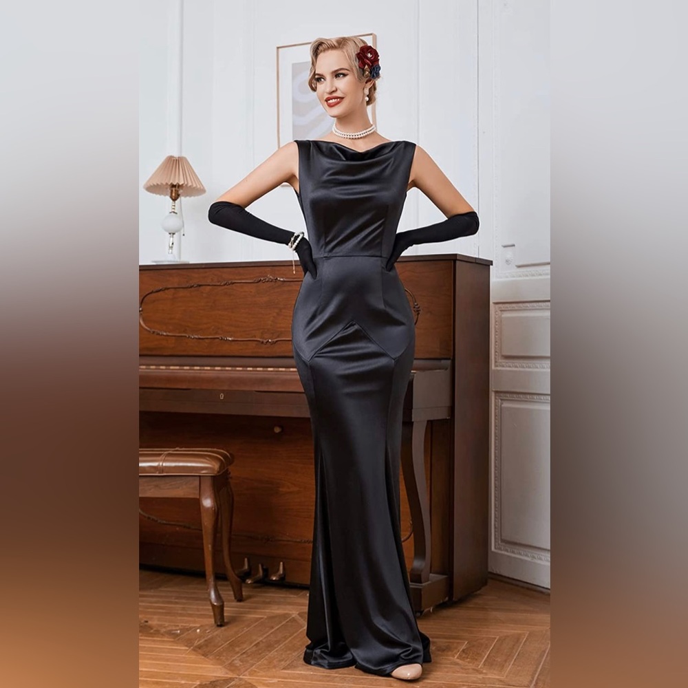 Muxxn Satin Black Mermaid Dress
